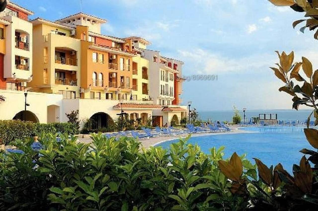 Аpartments Comfort -Marina Cape Aheloy Exterior photo